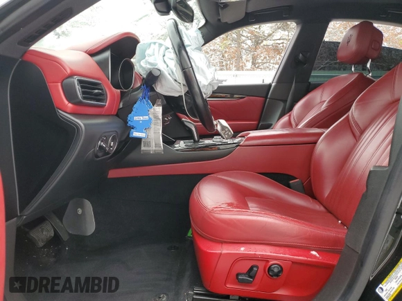 2019 Maserati Levante z VIN ZN661XUA0KX333990, wystawiony jako Copart lot #44766325 z przebiegiem Nie podano mil oraz Szkoda całkowita • Salvage title. Historia ofert i sprzedaży dostępna na DreamBid. Obrazek 7.