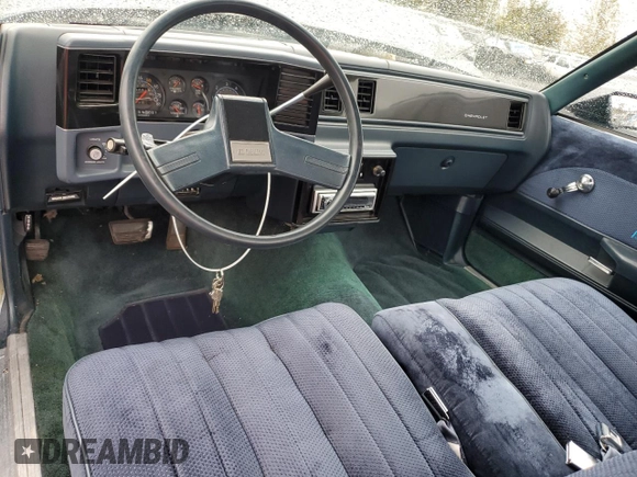 1986 Chevrolet El Camino z VIN 3GCCW80Z5GS902512, wystawiony jako Copart lot #78267624 z przebiegiem 15 481 mil mil oraz Szkoda całkowita • Salvage title. Historia ofert i sprzedaży dostępna na DreamBid. Obrazek 8.