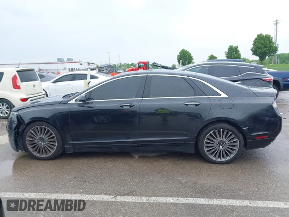 2013 Lincoln MKZ with VIN 3LN6L2J90DR808800, listed as a IAAI auction lot 42169307 with 184,084 mi miles and . Bid and sale history available at DreamBid. Image 14.