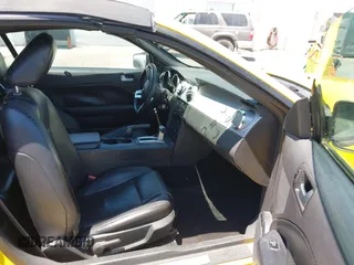 2006 Ford Mustang Standard with VIN 1ZVFT84N365221851, listed as a IAAI auction lot 42483874 with 125,326 mi miles and . Bid and sale history available at DreamBid. Image 5.