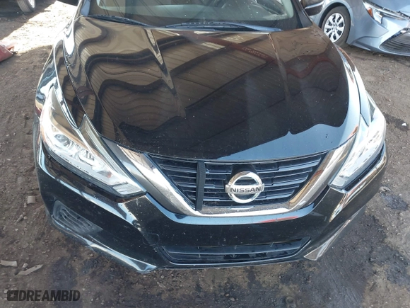 2018 Nissan Altima 2.5 SL with VIN 1N4AL3AP9JC270911, listed as a IAAI auction lot 41375582 with 90,449 mi miles. Bid and sale history available at carsss.com. Image 12.