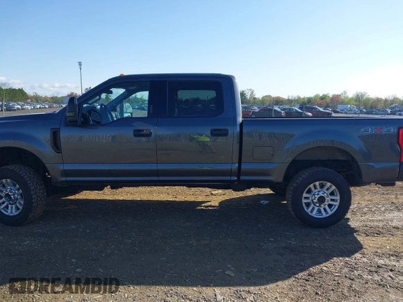 2018 Ford Super Duty F-250 SRW XL with VIN 1FT7W2B64JEC34849, listed as a IAAI auction lot 41970883 with 191,631 mi miles. Bid and sale history available at carsss.com. Image 14.