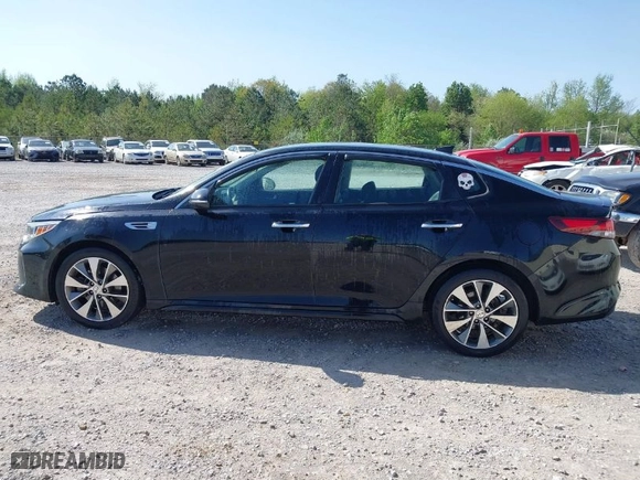 2018 Kia Optima S with VIN 5XXGT4L32JG253680, listed as a IAAI auction lot 41982361 with 204,237 mi miles. Bid and sale history available at carsss.com. Image 14.
