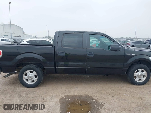 2014 Ford F-150 XL with VIN 1FTFW1CF1EKD11916, listed as a IAAI auction lot 41760535 with 137,271 mi miles. Bid and sale history available at carsss.com. Image 14.