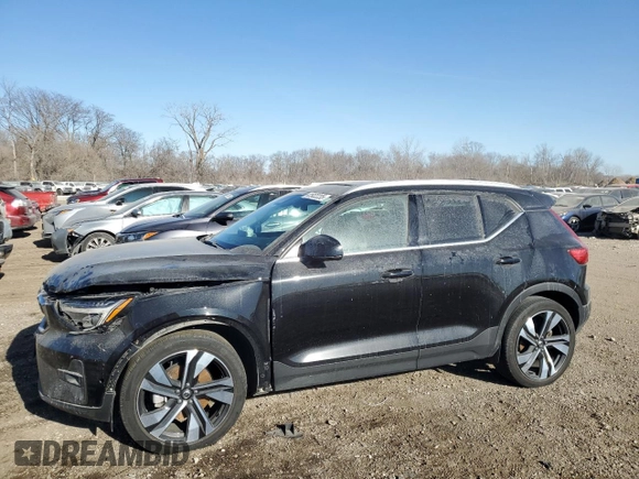 2023 Volvo XC40 Ultimate Bright Theme с VIN YV4L12UA2P2018231, выставлен на аукционе Copart как лот 41922235 с пробегом 39 681 миль миль и Списание • Salvage title. История ставок и продаж доступна на DreamBid. Изображение 1.