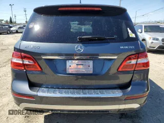 2012 Mercedes-Benz M 350 z VIN 4JGDA2EB7CA026237, wystawiony jako Copart lot #56520935 z przebiegiem 146 955 mil mil oraz Czysty tytuł • Clean title. Historia ofert i sprzedaży dostępna na DreamBid. Obrazek 6.