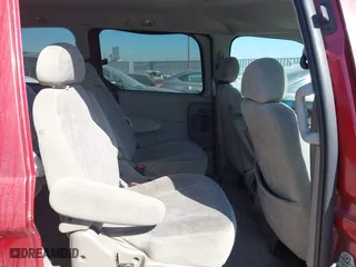 2002 Nissan Quest GXE with VIN 4N2ZN15T92D805926, listed as a IAAI auction lot 41576725 with 226,920 mi miles. Bid and sale history available at carsss.com. Image 8.