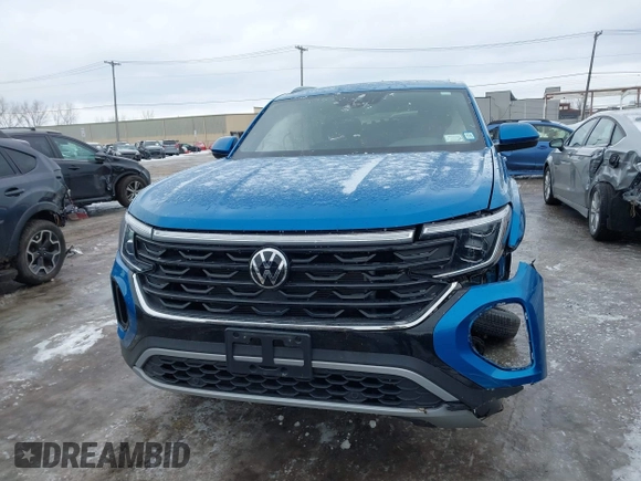 2024 Volkswagen Atlas SE with VIN 1V2KE2CA2RC225881, listed as a IAAI auction lot 41576436 with 9,408 mi miles and . Bid and sale history available at DreamBid. Image 12.