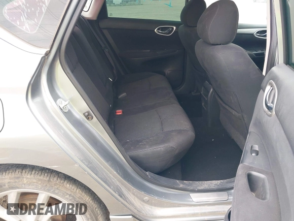 2013 Nissan Sentra SR z VIN 3N1AB7AP9DL657183, wystawiony jako IAAI lot #42283357 z przebiegiem 109 077 mil mil oraz . Historia ofert i sprzedaży dostępna na DreamBid. Obrazek 8.