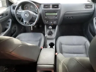 2011 Volkswagen Jetta SE с VIN 3VWBX7AJ5BM388229, выставлен на аукционе Copart как лот 83998094 с пробегом 147 981 миль миль и Чистый • Clean title. История ставок и продаж доступна на DreamBid. Изображение 8.