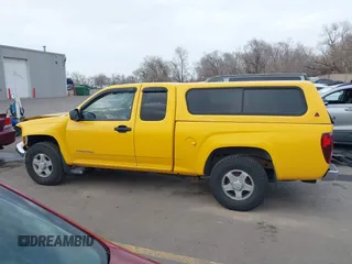 2004 GMC Canyon SLE Z71 with VIN 1GTDT196848157921, listed as a IAAI auction lot 41502099 with 172,809 mi miles. Bid and sale history available at carsss.com. Image 14.