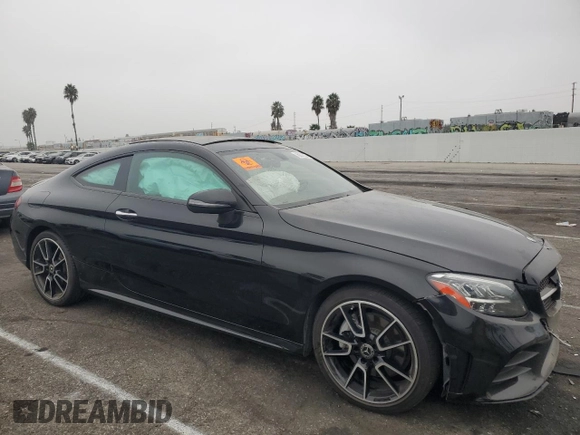 2021 Mercedes-Benz C 300 z VIN W1KWJ8DB3MG089339, wystawiony jako Copart lot #76205524 z przebiegiem 49 064 mil mil oraz Szkoda całkowita • Salvage title. Historia ofert i sprzedaży dostępna na DreamBid. Obrazek 4.