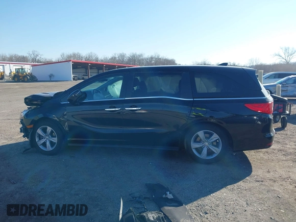 2019 Honda Odyssey EX-L with VIN 5FNRL6H77KB097835, listed as a IAAI auction lot 41768458 with 43,682 mi miles. Bid and sale history available at carsss.com. Image 14.