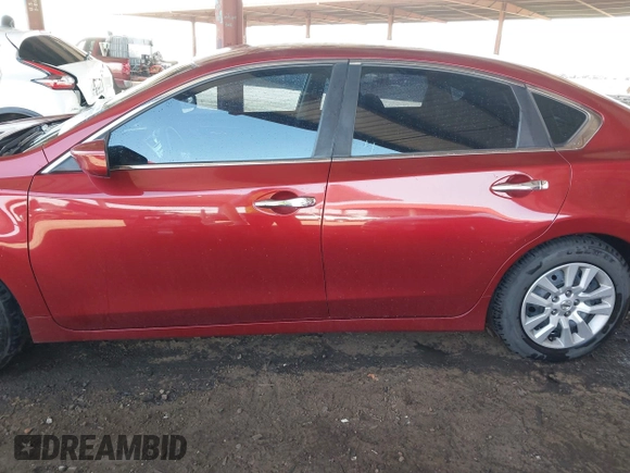 2015 Nissan Altima 2.5 S with VIN 1N4AL3APXFN371256, listed as a IAAI auction lot 41993912 with 184,754 mi miles. Bid and sale history available at carsss.com. Image 14.