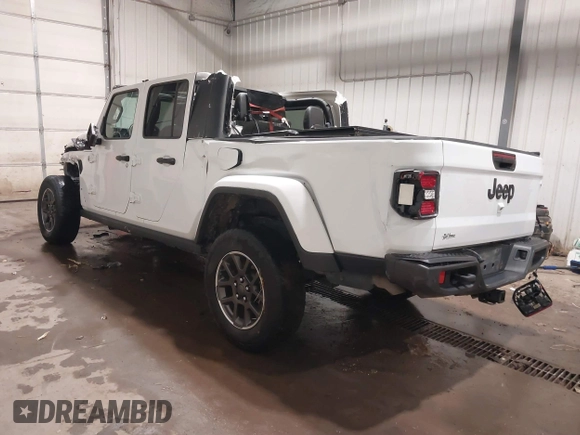 2020 Jeep Gladiator Overland with VIN 1C6HJTFG4LL195293, listed as a IAAI auction lot 41469178 with 35,769 mi miles and . Bid and sale history available at DreamBid. Image 3.