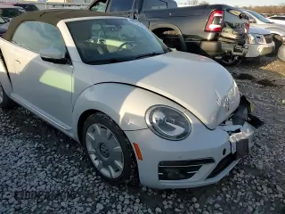 2018 Volkswagen Beetle S with VIN 3VW5DAAT7JM506557, listed as a Copart auction lot 84736194 with 34,930 mi miles and Salvage title. Bid and sale history available at DreamBid. Image 11.