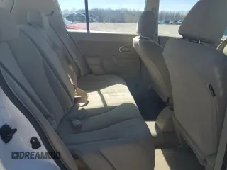 2010 Nissan Versa S z VIN 3N1BC1CP4AL367134, wystawiony jako Copart lot #48212535 z przebiegiem 174 337 mil mil oraz Szkoda całkowita • Salvage title. Historia ofert i sprzedaży dostępna na DreamBid. Obrazek 11.