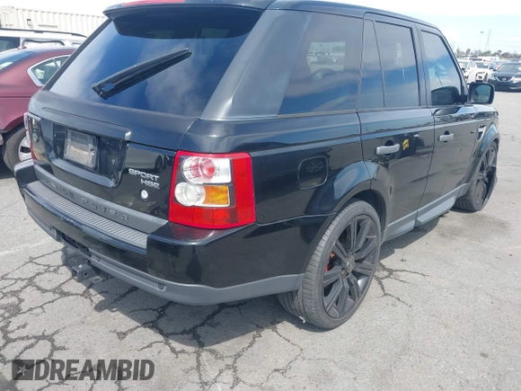 2008 Land Rover Range Rover Sport HSE with VIN SALSF25408A146556, listed as a IAAI auction lot 41935742 with 157,717 mi miles. Bid and sale history available at carsss.com. Image 4.