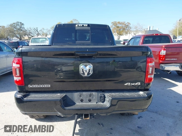 2019 Ram 2500 Laramie with VIN 3C6UR5NL9KG607477, listed as a IAAI auction lot 41712518 with 116,613 mi miles. Bid and sale history available at carsss.com. Image 16.