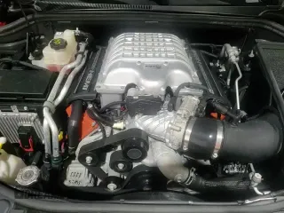 2018 Jeep Grand Cherokee Trackhawk with VIN 1C4RJFN90JC459012, listed as a Copart auction lot 65019635 with 9,096 mi miles and Salvage title. Bid and sale history available at DreamBid. Image 15.