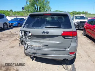 2019 Jeep Grand Cherokee Laredo E with VIN 1C4RJFAG8KC849782, listed as a IAAI auction lot 42151331 with 141,099 mi miles and . Bid and sale history available at DreamBid. Image 16.