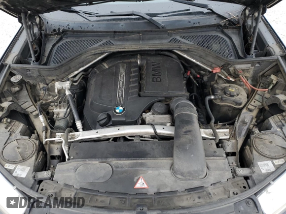 2015 BMW X5 sDrive35i with VIN 5UXKR2C51F0H39390, listed as a Copart auction lot 46475705 with 151,917 mi miles and Salvage Title. Bid and sale history available at carsss.com. Image 12.