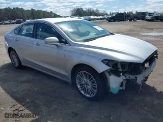 2016 Ford Fusion SE with VIN 3FA6P0HD6GR274171, listed as a IAAI auction lot 41740043 with 92,469 mi miles. Bid and sale history available at carsss.com. Image 1.