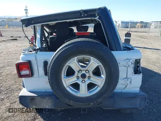 2019 Jeep Wrangler Unlimited Sport S with VIN 1C4HJXDN6KW523554, listed as a IAAI auction lot 41648277 with 91,648 mi miles and . Bid and sale history available at DreamBid. Image 16.