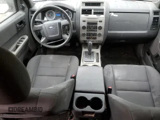 2011 Ford Escape XLT с VIN 1FMCU9DG6BKB86840, выставлен на аукционе Copart как лот 62922745 с пробегом 189 241 миль миль и Чистый • Clean title. История ставок и продаж доступна на DreamBid. Изображение 8.