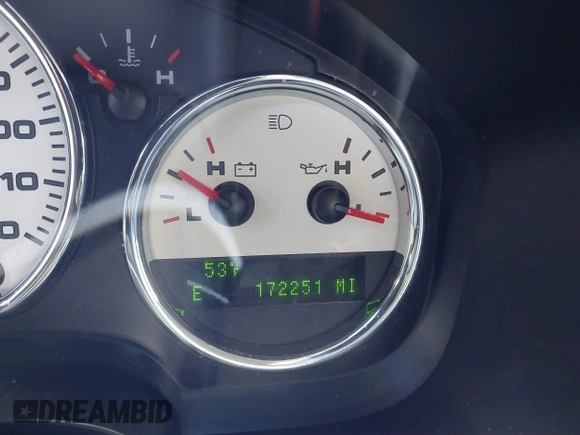 2004 Ford F-150 XLT with VIN 1FTPW14584FA24705, listed as a IAAI auction lot 41883212 with 172,251 mi miles. Bid and sale history available at carsss.com. Image 15.