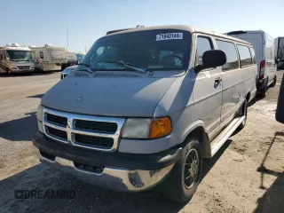 2002 Dodge Passenger with VIN 2B5WB35Z62K113765, listed as a Copart auction lot 71943144 with 81,060 mi miles and Salvage Title. Bid and sale history available at carsss.com. Image 1.