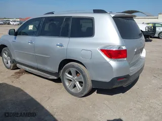 2013 Toyota Highlander Limited with VIN 5TDYK3EH1DS127940, listed as a IAAI auction lot 41826678 with 1 mi miles. Bid and sale history available at carsss.com. Image 3.