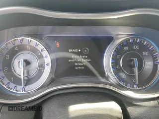 2016 Chrysler 300 C z VIN 2C3CCAEG6GH243581, wystawiony jako Copart lot #58425265 z przebiegiem 6 572 mil mil oraz Szkoda całkowita • Salvage title. Historia ofert i sprzedaży dostępna na DreamBid. Obrazek 9.