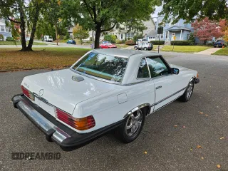 1979 Mercedes-Benz SL with VIN 10704412051659, listed as a Copart auction lot 76422164 with 106,278 mi miles and Clean title. Bid and sale history available at DreamBid. Image 4.