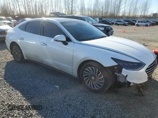 2020 Hyundai Sonata Hybrid Limited with VIN KMHL54JJ3LA009430, listed as a Copart auction lot 45139205 with 72,297 mi miles and Salvage Title. Bid and sale history available at carsss.com. Image 4.