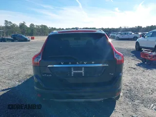 2016 Volvo XC60 T6 Drive-E z VIN YV449MDK0G2825672, wystawiony jako IAAI lot #41351214 z przebiegiem 140 633 mil mil oraz . Historia ofert i sprzedaży dostępna na DreamBid. Obrazek 16.