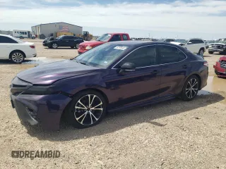 2020 Toyota Camry SE z VIN 4T1M11AK7LU321093, wystawiony jako Copart lot #54795685 z przebiegiem 94 003 mil mil oraz Szkoda całkowita • Salvage title. Historia ofert i sprzedaży dostępna na DreamBid. Obrazek 1.