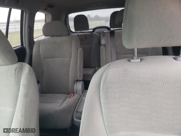 2013 Toyota Highlander with VIN 5TDZK3EH1DS100855, listed as a Copart auction lot 44433395 with 216,673 mi miles and Salvage Title. Bid and sale history available at carsss.com. Image 10.