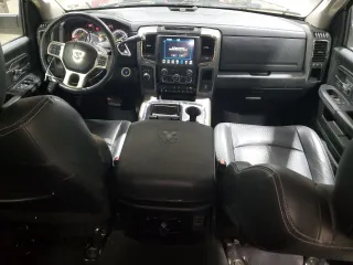 2018 Ram 2500 Laramie with VIN 3C6UR5NJ1JG342051, listed as a Copart auction lot 43934255 with 82,000 mi miles and Salvage title. Bid and sale history available at DreamBid. Image 8.