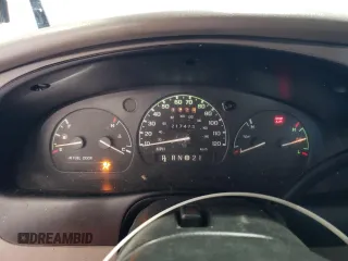 2000 Ford Ranger XL with VIN 1FTYR10V1YTA13232, listed as a Copart auction lot 54483055 with 217,473 mi miles and Salvage Title. Bid and sale history available at DreamBid. Image 9.