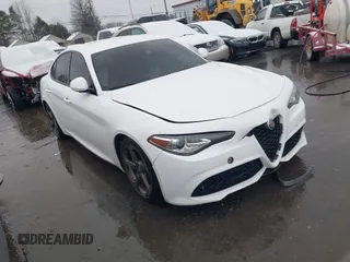 2017 Alfa Romeo Giulia with VIN ZARFAEBN5H7540188, listed as a IAAI auction lot 41619098 with 106,512 mi miles. Bid and sale history available at carsss.com. Image 1.