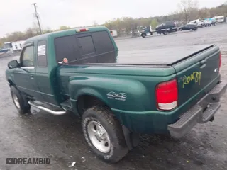 2000 Ford Ranger XL with VIN 1FTZR15VXYPB53348, listed as a IAAI auction lot 42006759 with 175,521 mi miles. Bid and sale history available at carsss.com. Image 3.