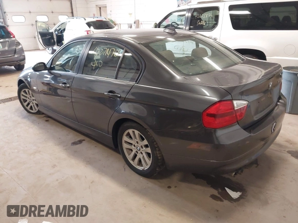 2006 BMW 3 Series 325i with VIN WBAVB13526KX69039, listed as a IAAI auction lot 42271470 with 162,687 mi miles and . Bid and sale history available at DreamBid. Image 3.