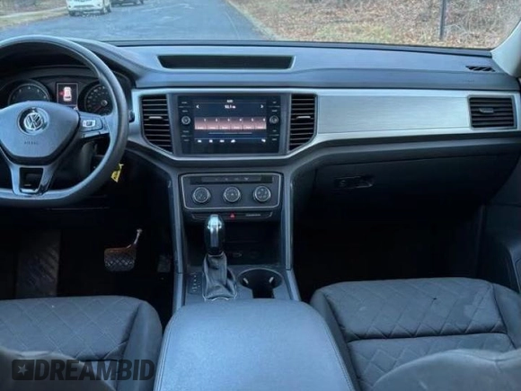 2018 Volkswagen Atlas Launch Edition с VIN 1V2HR2CA4JC512982, выставлен на аукционе Copart как лот 85989294 с пробегом 102 378 миль миль и Чистый • Clean title. История ставок и продаж доступна на DreamBid. Изображение 9.