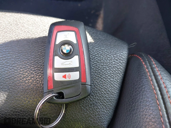 2014 BMW 3 Series 335i z VIN WBA3A9G55ENS64497, wystawiony jako IAAI lot #41230908 z przebiegiem 94 244 mil mil oraz . Historia ofert i sprzedaży dostępna na DreamBid. Obrazek 11.