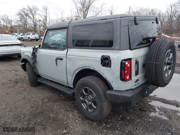 2024 Ford Bronco Big Bend with VIN 1FMDE7AH8RLA22500, listed as a IAAI auction lot 41725517 with 3,176 mi miles. Bid and sale history available at carsss.com. Image 3.