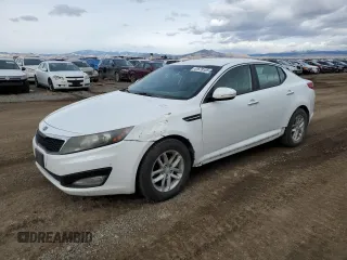 2012 Kia Optima LX z VIN 5XXGM4A76CG015353, wystawiony jako Copart lot #47678105 z przebiegiem 212 076 mil mil oraz Czysty tytuł • Clean title. Historia ofert i sprzedaży dostępna na DreamBid. Obrazek 1.
