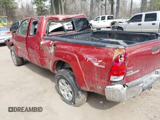 2006 Toyota Tacoma PreRunner with VIN 5TETU62N96Z154826, listed as a IAAI auction lot 41652762 with 418,565 mi miles. Bid and sale history available at carsss.com. Image 3.