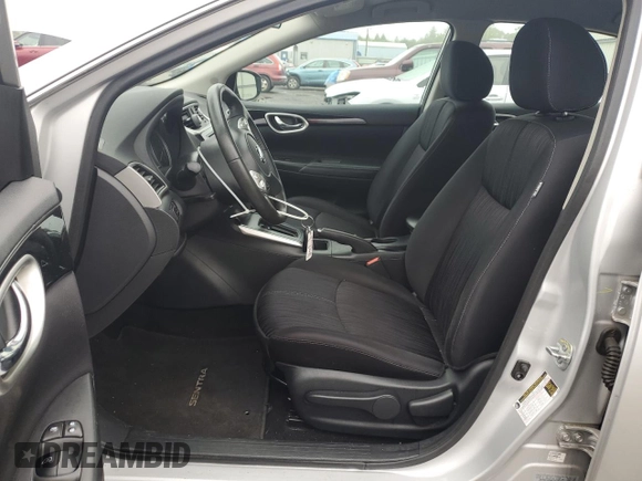 2018 Nissan Sentra SV z VIN 3N1AB7AP9JL661911, wystawiony jako Copart lot #56884985 z przebiegiem 43 129 mil mil oraz Szkoda całkowita • Salvage title. Historia ofert i sprzedaży dostępna na DreamBid. Obrazek 7.