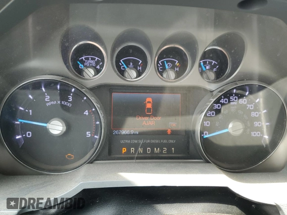 2013 Ford F-350 XL z VIN 1FT8W3DT5DEA84686, wystawiony jako Copart lot #51480565 z przebiegiem 267 966 mil mil oraz Szkoda całkowita • Salvage title. Historia ofert i sprzedaży dostępna na DreamBid. Obrazek 9.